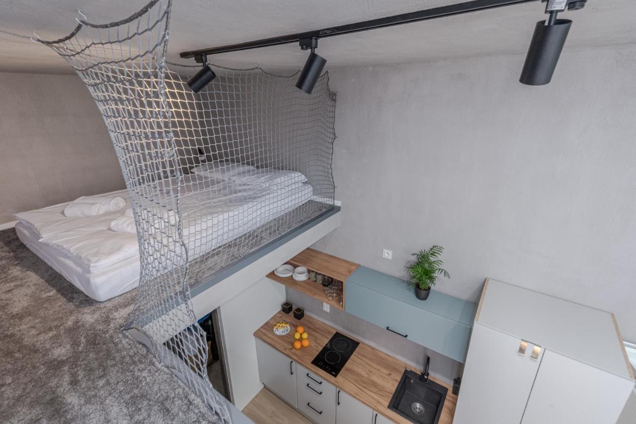 Parkside Fresh Apartments - Old Town Guesthouse - By Upstairs Cracovia Exterior foto