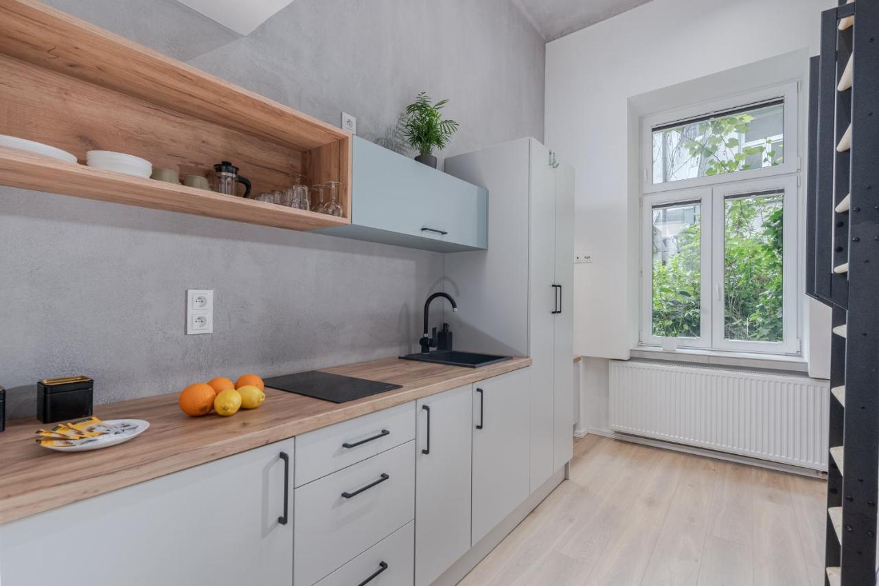 Parkside Fresh Apartments - Old Town Guesthouse - By Upstairs Cracovia Exterior foto