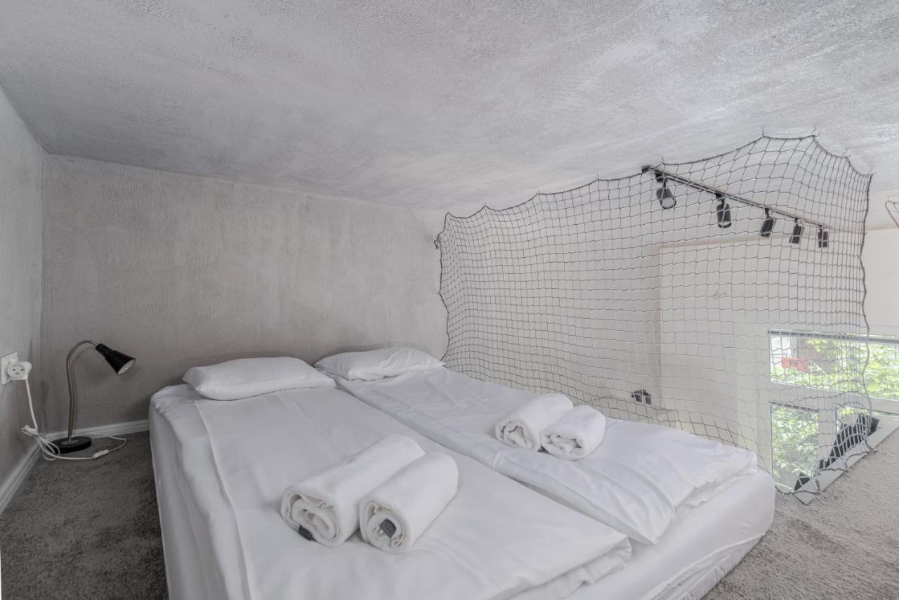 Parkside Fresh Apartments - Old Town Guesthouse - By Upstairs Cracovia Exterior foto